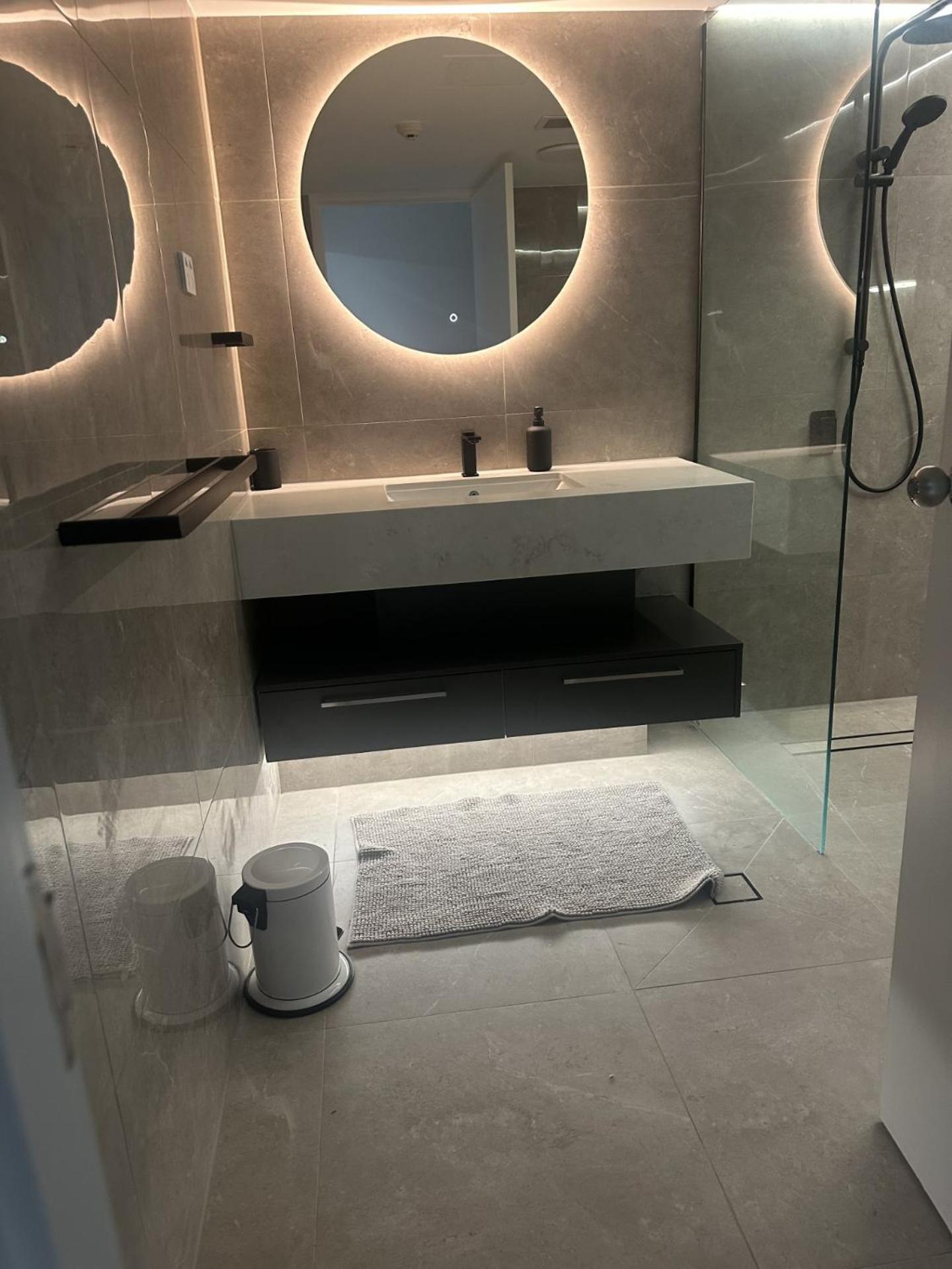 Hotel Sovereign On The 4*
